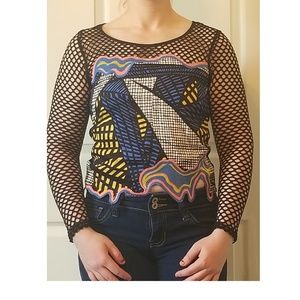 Patterned fishnet long sleeved shirt